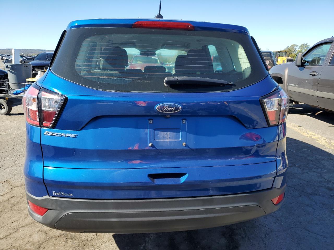 2018 Ford Escape S VIN: 1FMCU0F70JUB34597 Lot: 82563265