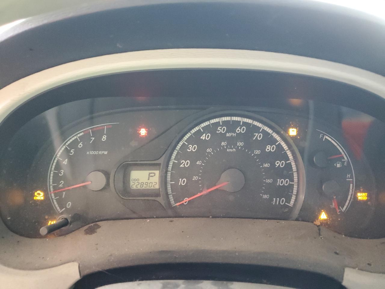 2011 Toyota Sienna Le VIN: 5TDKK3DC0BS127940 Lot: 81904295