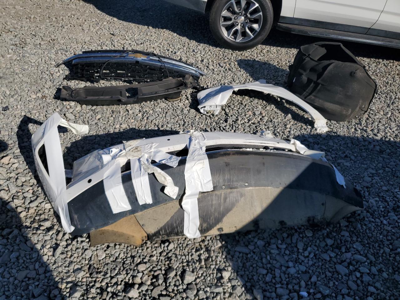 2024 Chevrolet Suburban C1500 Ls VIN: 1GNSCBKD4RR253981 Lot: 90696115