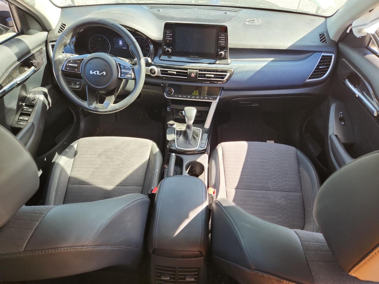 2023 Kia Seltos S VIN: KNDEU2AA3P7421807 Lot: 82630215