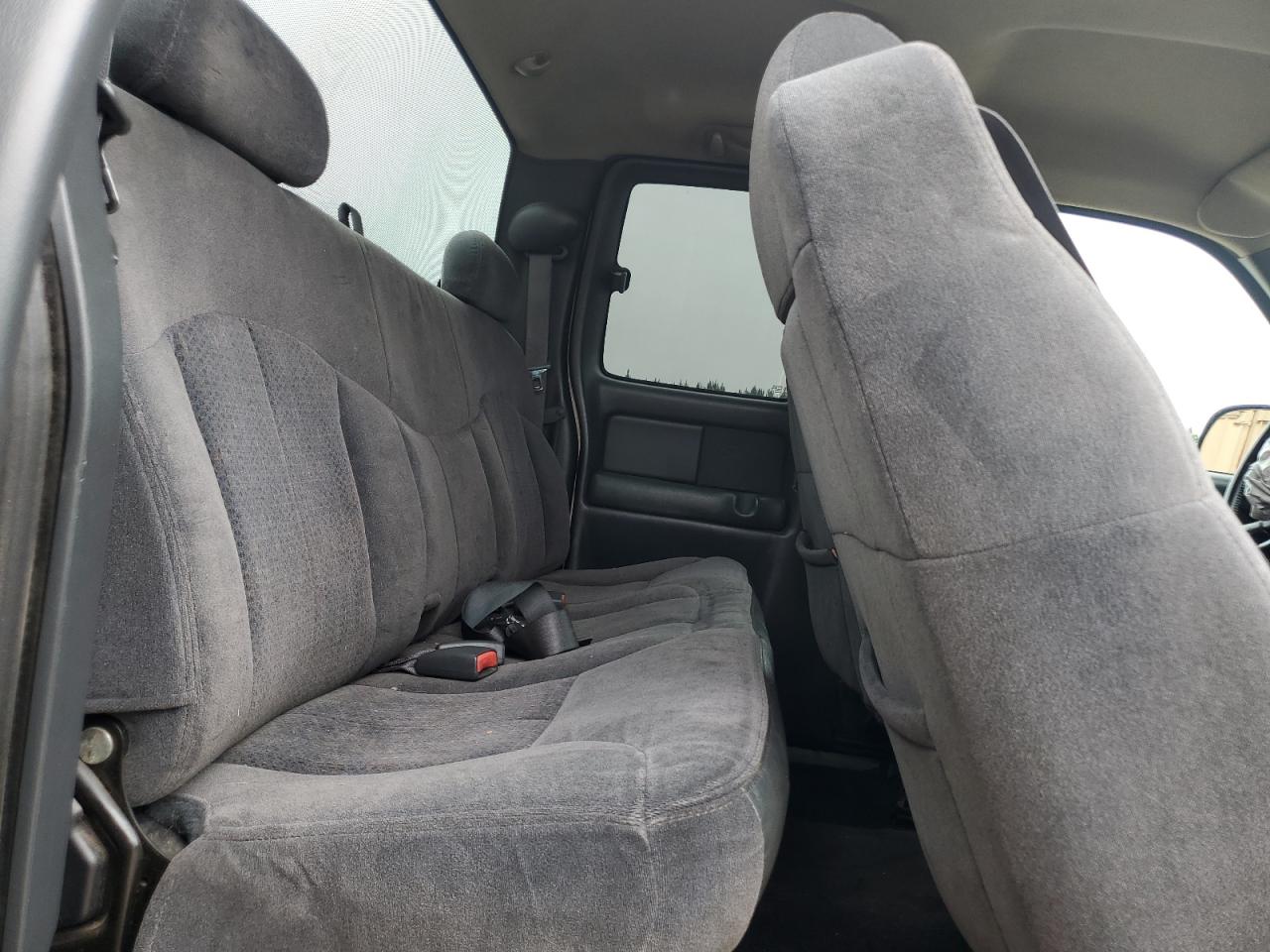 2002 Chevrolet Silverado K1500 VIN: 1GCEK19V02E136493 Lot: 85757155