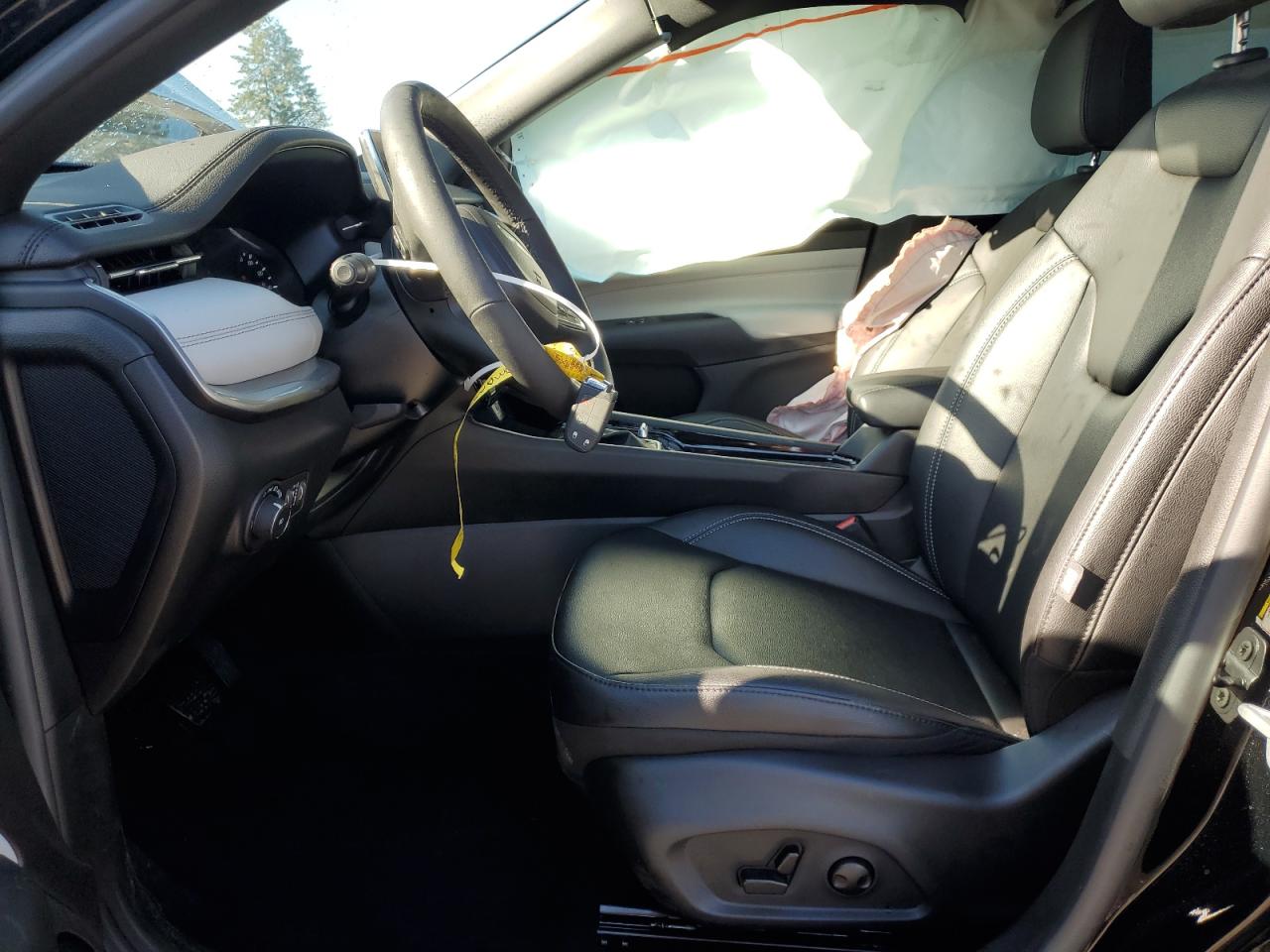 2025 Jeep Compass Limited VIN: 3C4NJDCN1ST608004 Lot: 85695485