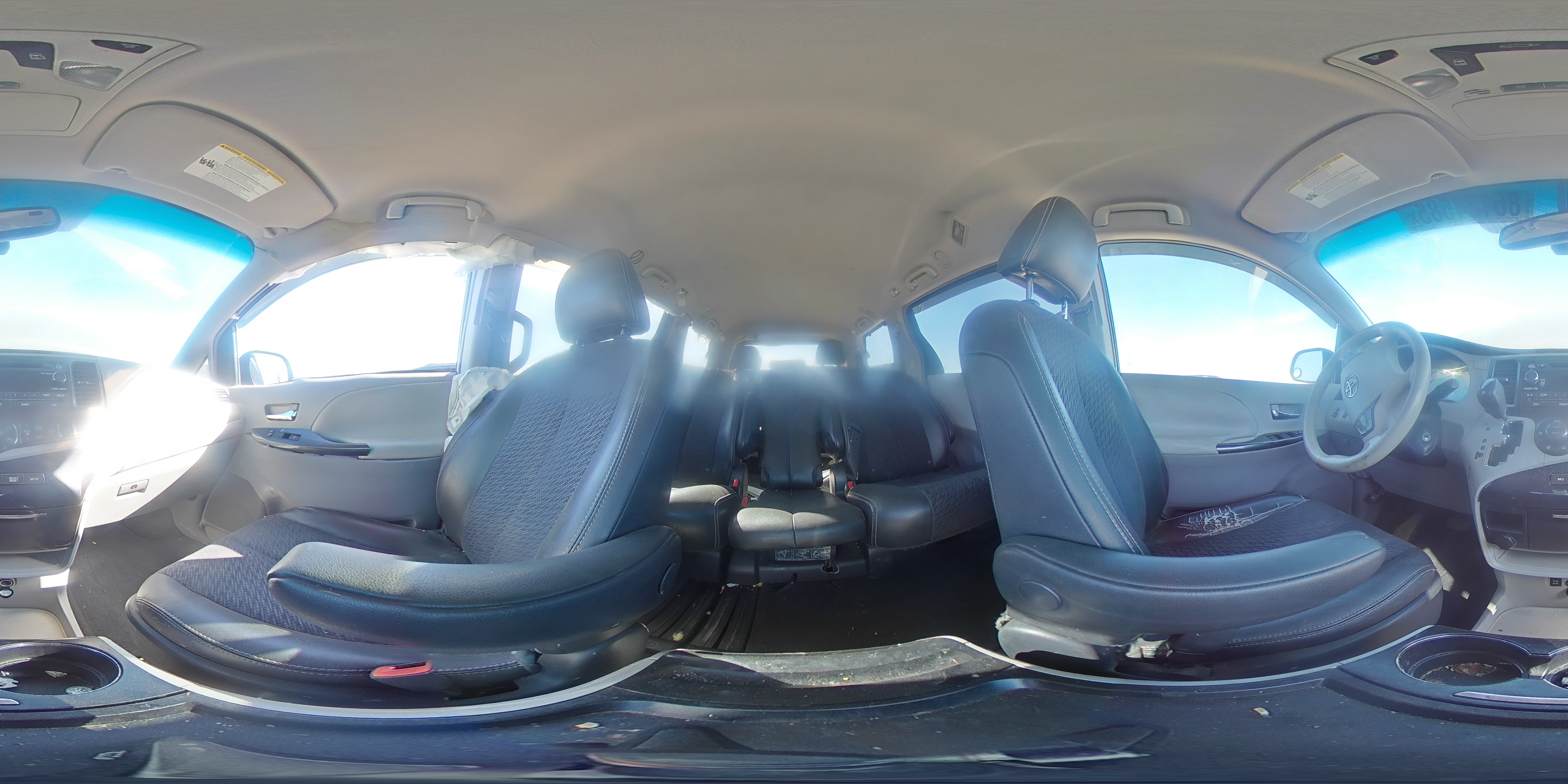 2011 Toyota Sienna Sport VIN: 5TDXK3DC4BS032058 Lot: 86134585