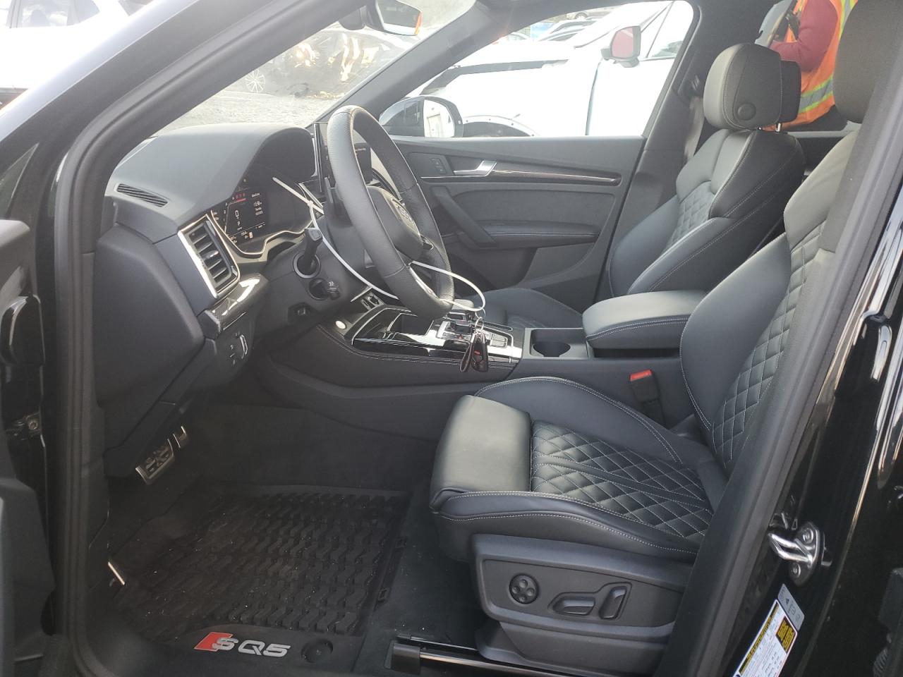 2025 Audi Sq5 Premium Plus VIN: WA1B4AFY5S2002926 Lot: 84991235