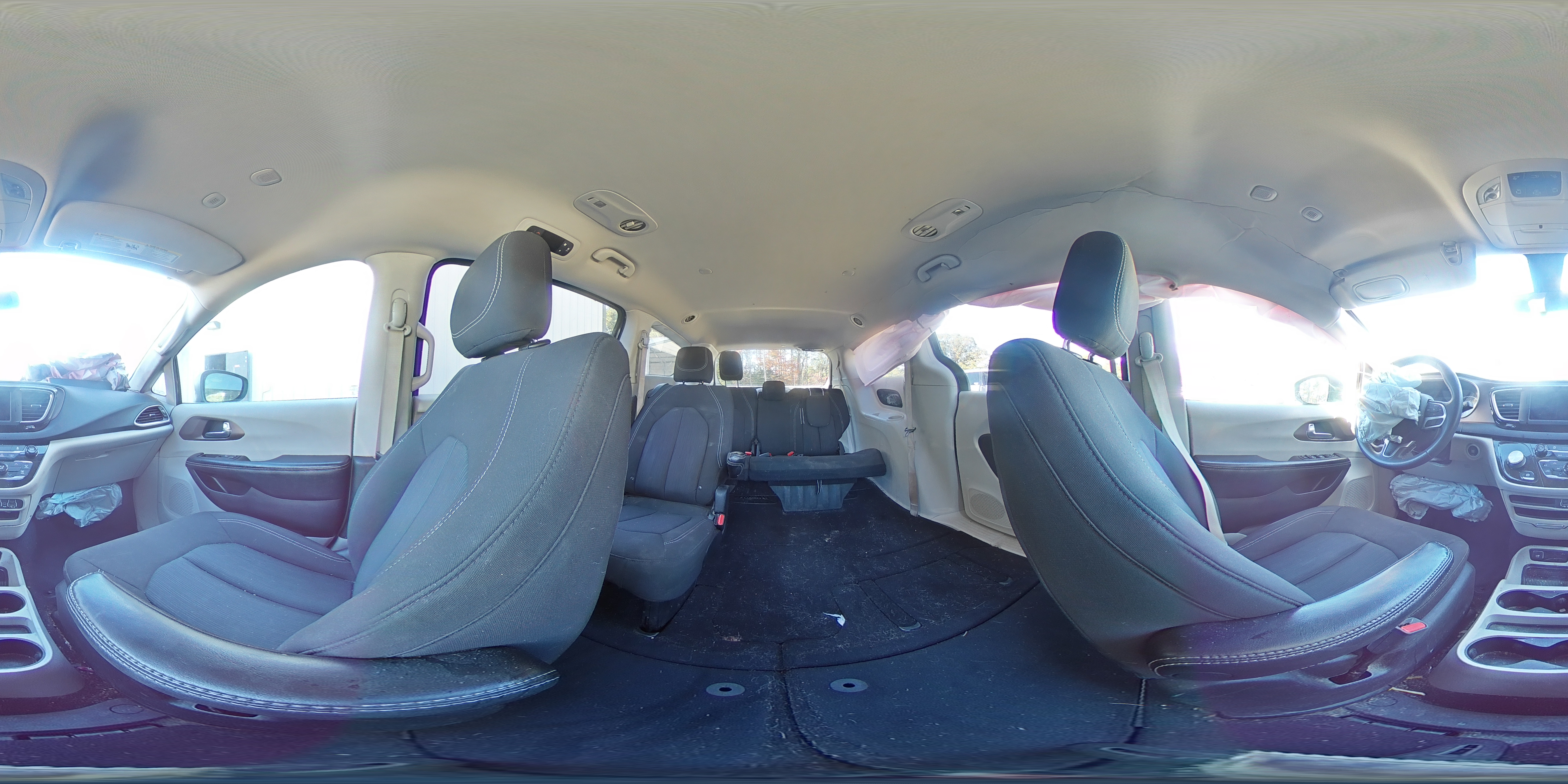 2022 Chrysler Voyager Lx VIN: 2C4RC1CG9NR218464 Lot: 89866035