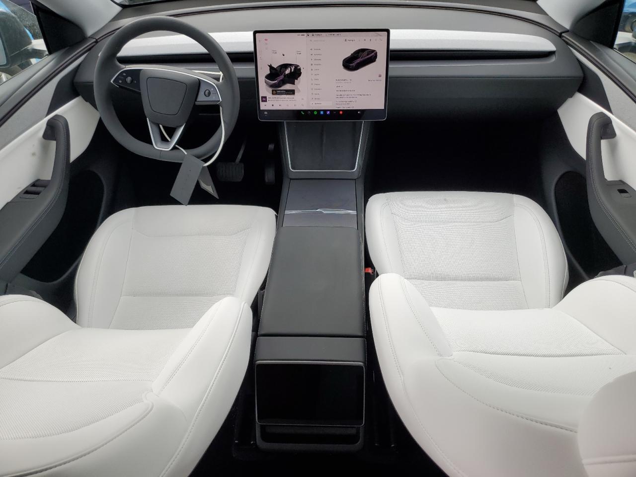 2026 Tesla Model Y VIN: 7SAYGDED7TA433015 Lot: 84392835