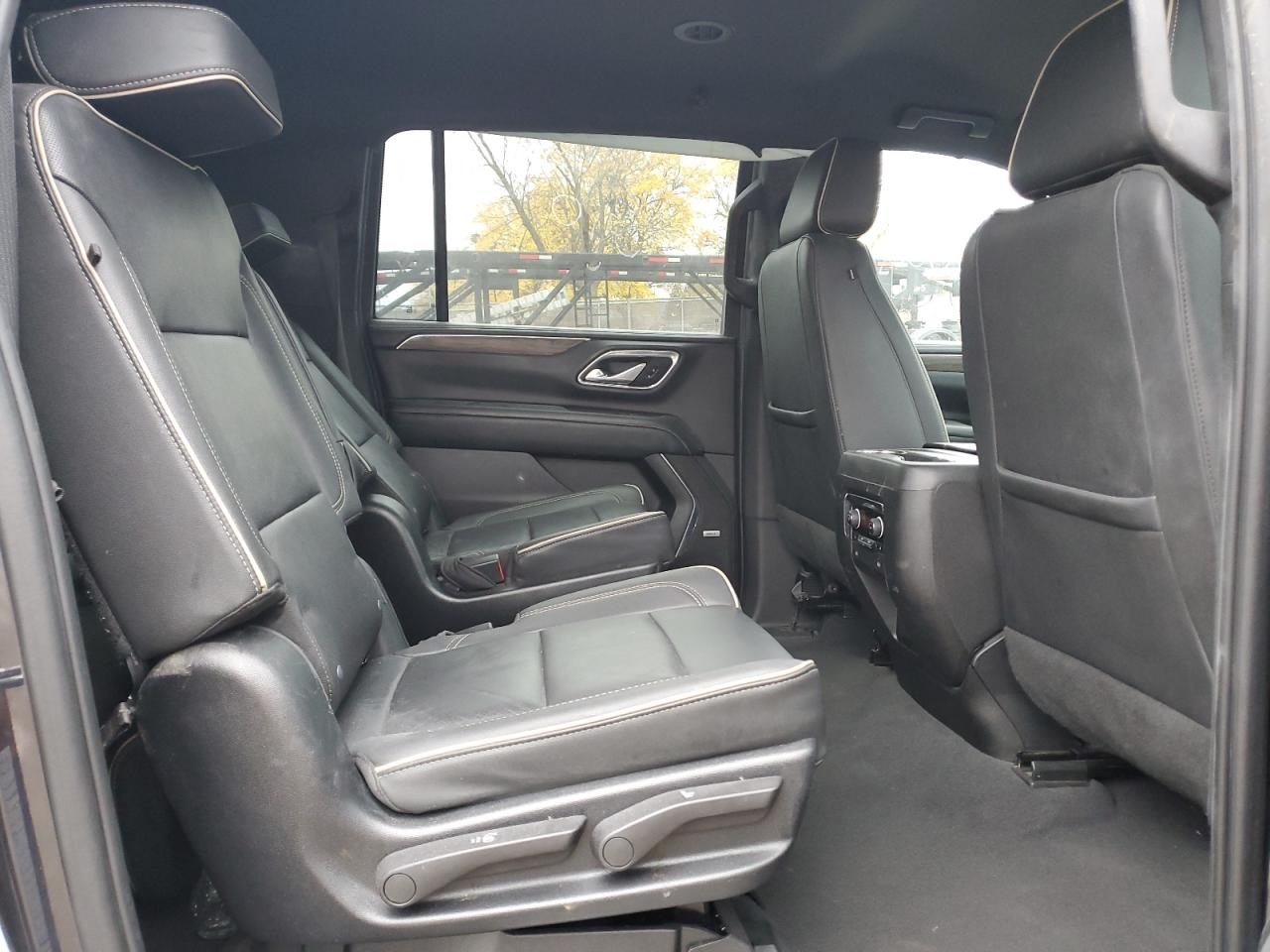 2023 Chevrolet Suburban C1500 Premier VIN: 1GNSCFKD8PR272845 Lot: 89506345