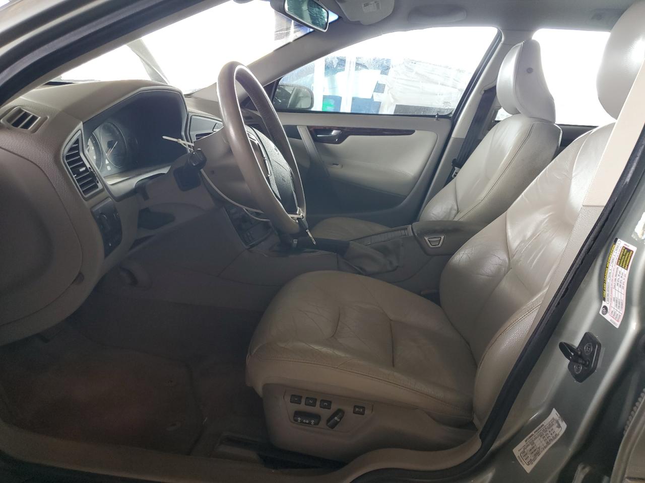 2006 Volvo V70 2.5T VIN: YV1SW592362580358 Lot: 82363685