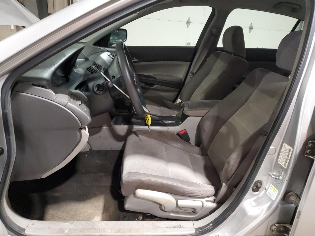 2010 Honda Accord Lx VIN: 1HGCP2F38AA015431 Lot: 82352285