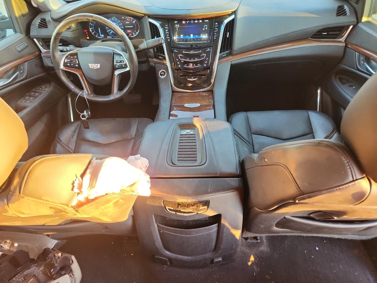 1GYS4CKJ1KR265412 2019 Cadillac Escalade Premium Luxury