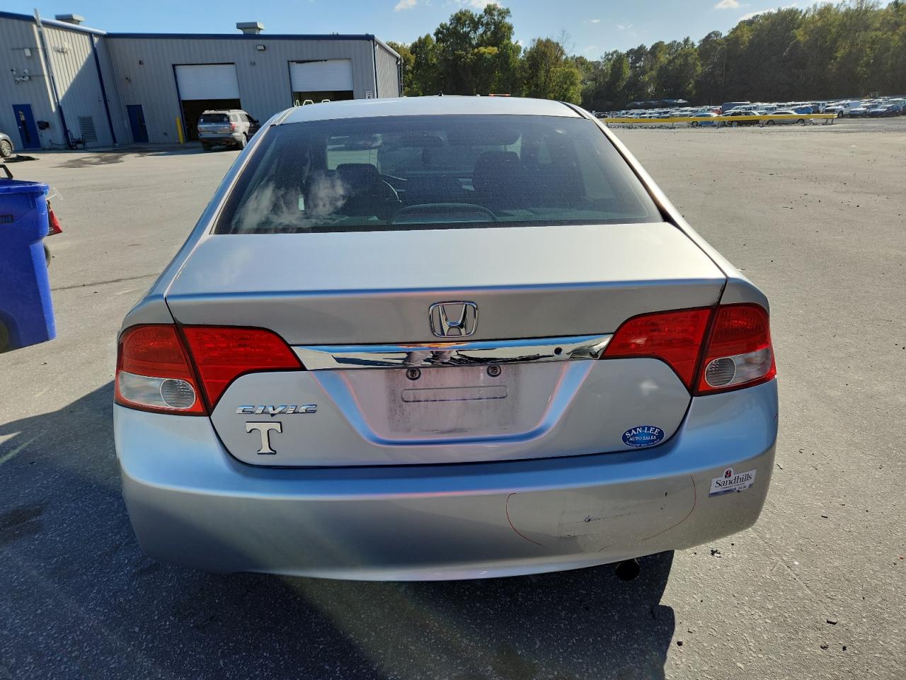 2009 Honda Civic Lx VIN: 19XFA16569E008270 Lot: 84020825