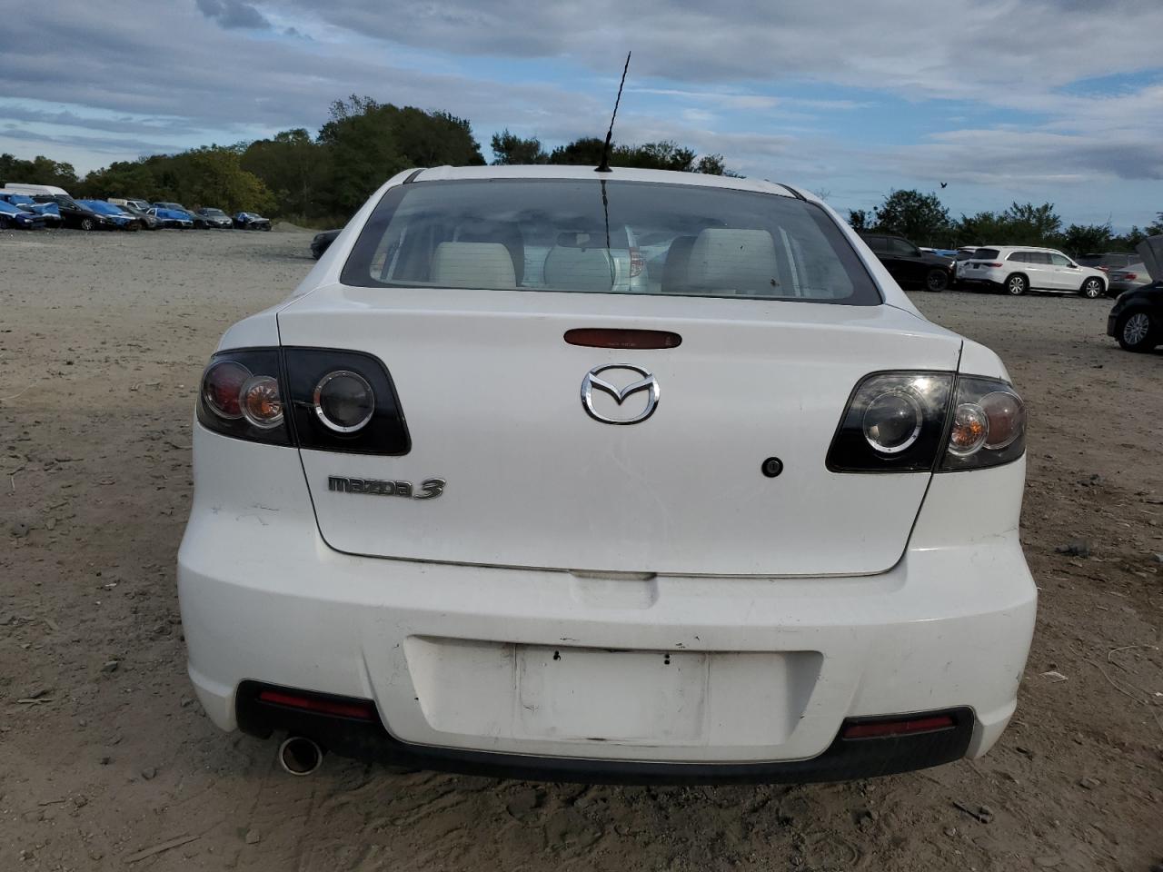 2008 Mazda 3 I VIN: JM1BK12F581806979 Lot: 85824765