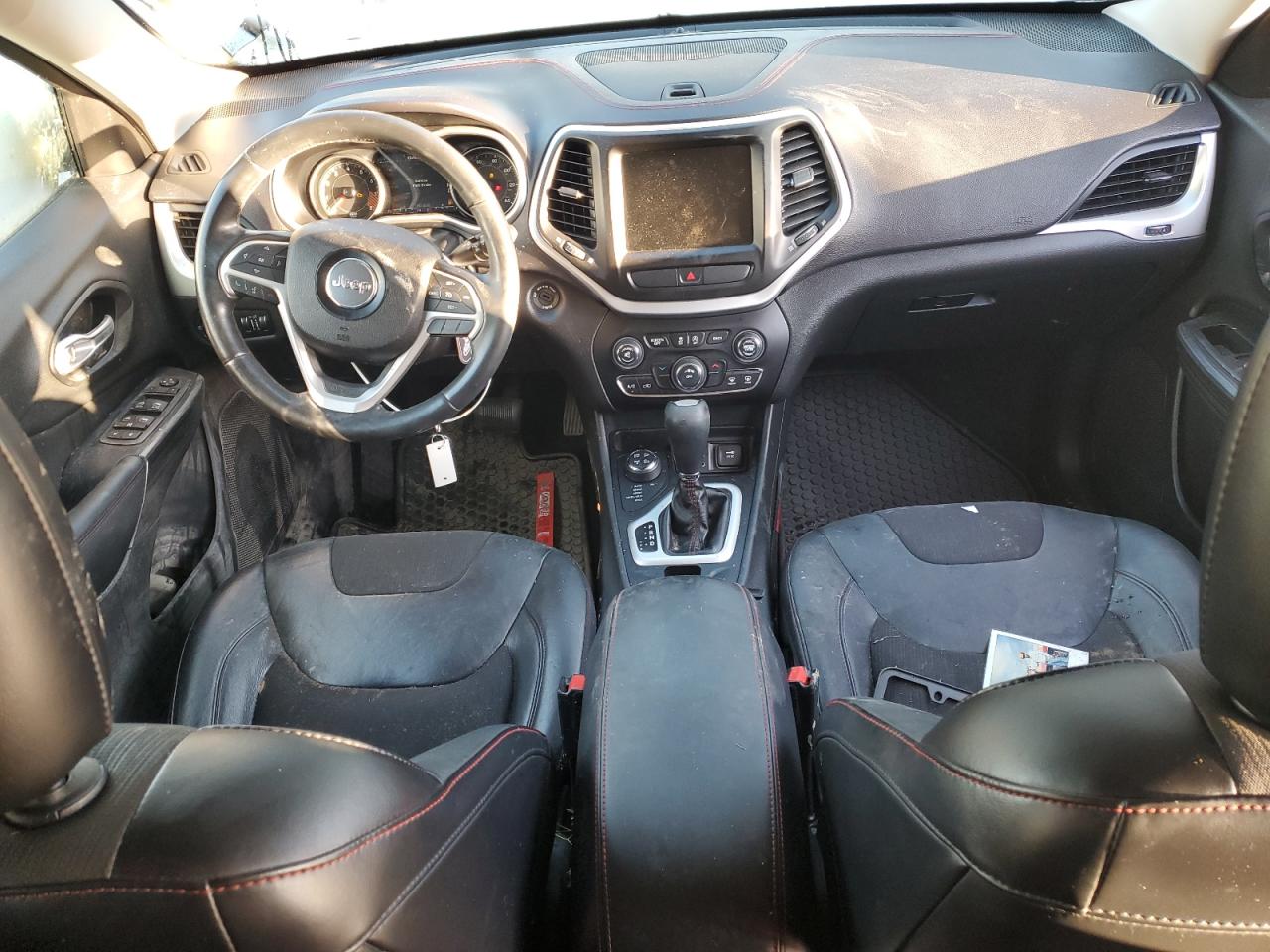 2015 Jeep Cherokee Trailhawk VIN: 1C4PJMBS1FW786351 Lot: 90855055