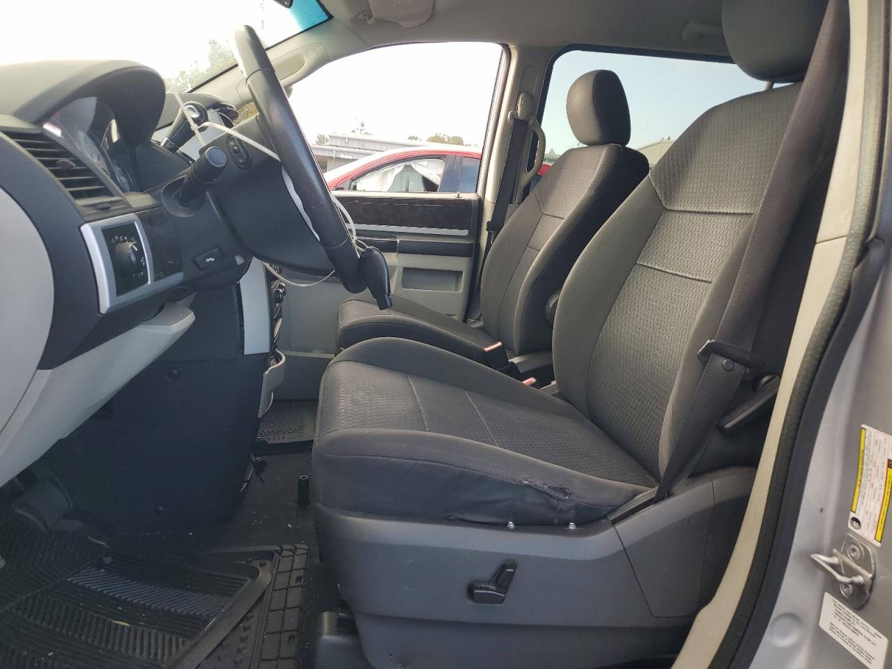 2010 Dodge Grand Caravan Sxt VIN: 2D4RN5D13AR154866 Lot: 82695005