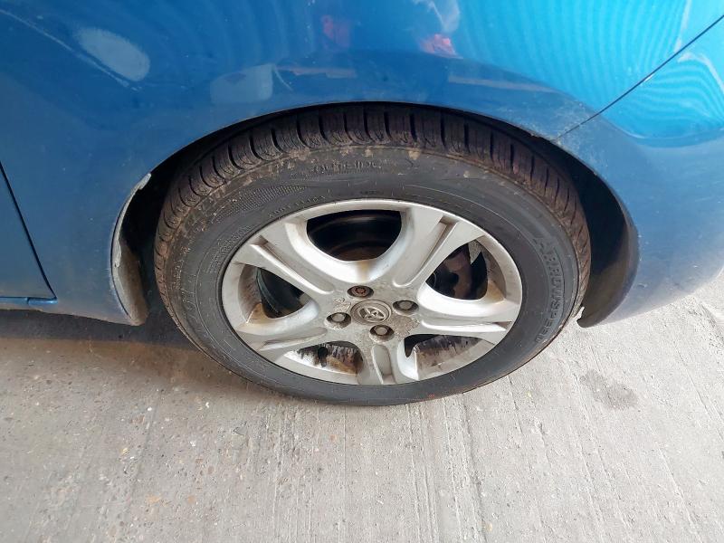 2010 TOYOTA YARIS TR VVT-I 1.33 VVT-I TR 5DR [6]