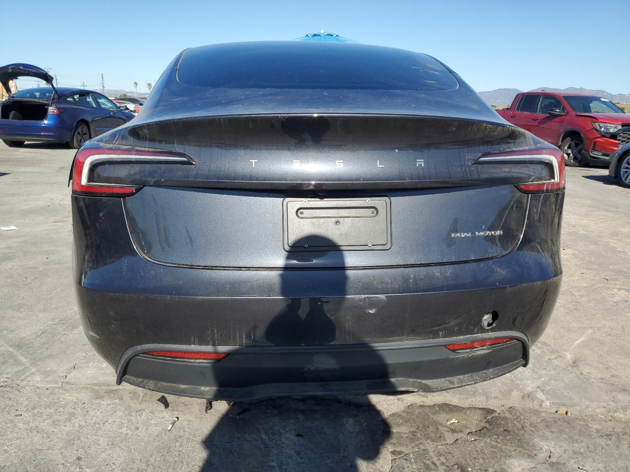 2024 Tesla Model 3 VIN: 5YJ3E1EB3RF717165 Lot: 90017325