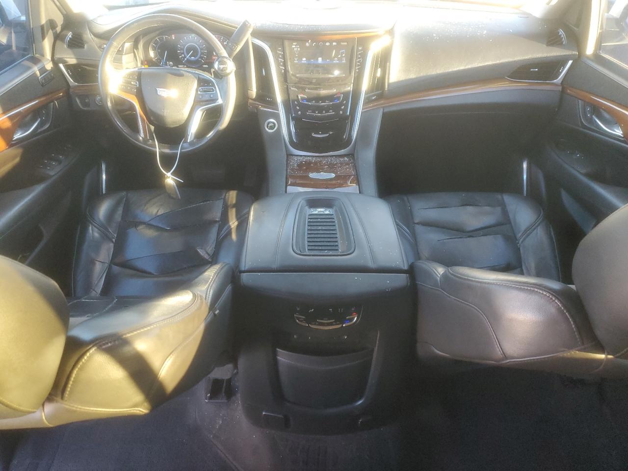 2019 Cadillac Escalade Esv Premium Luxury VIN: 1GYS3JKJXKR215731 Lot: 90735925