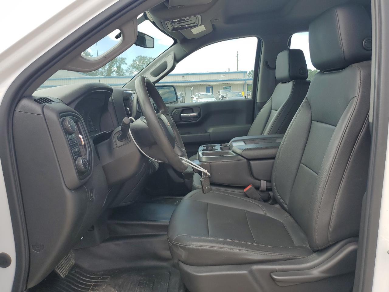 2021 Chevrolet Silverado K1500 VIN: 1GCRYAEH1MZ368080 Lot: 86708755