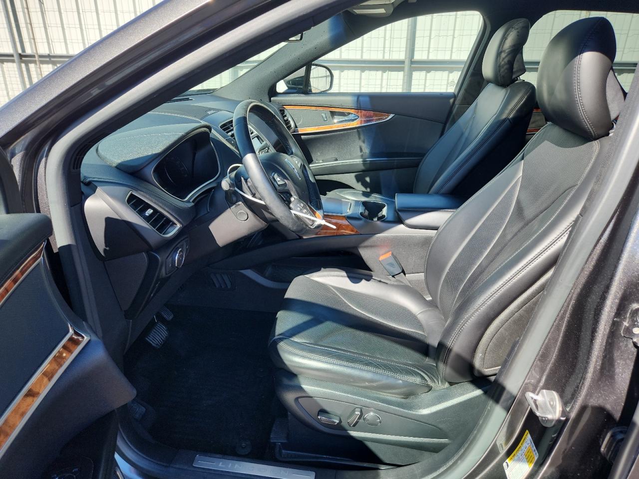 2017 Lincoln Mkx Reserve VIN: 2LMPJ8LR8HBL15370 Lot: 84426495