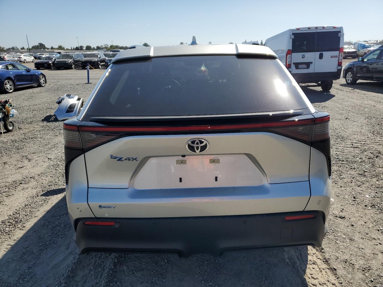 2025 Toyota Bz4X Xle VIN: JTMAAAAAXSA068205 Lot: 85825035