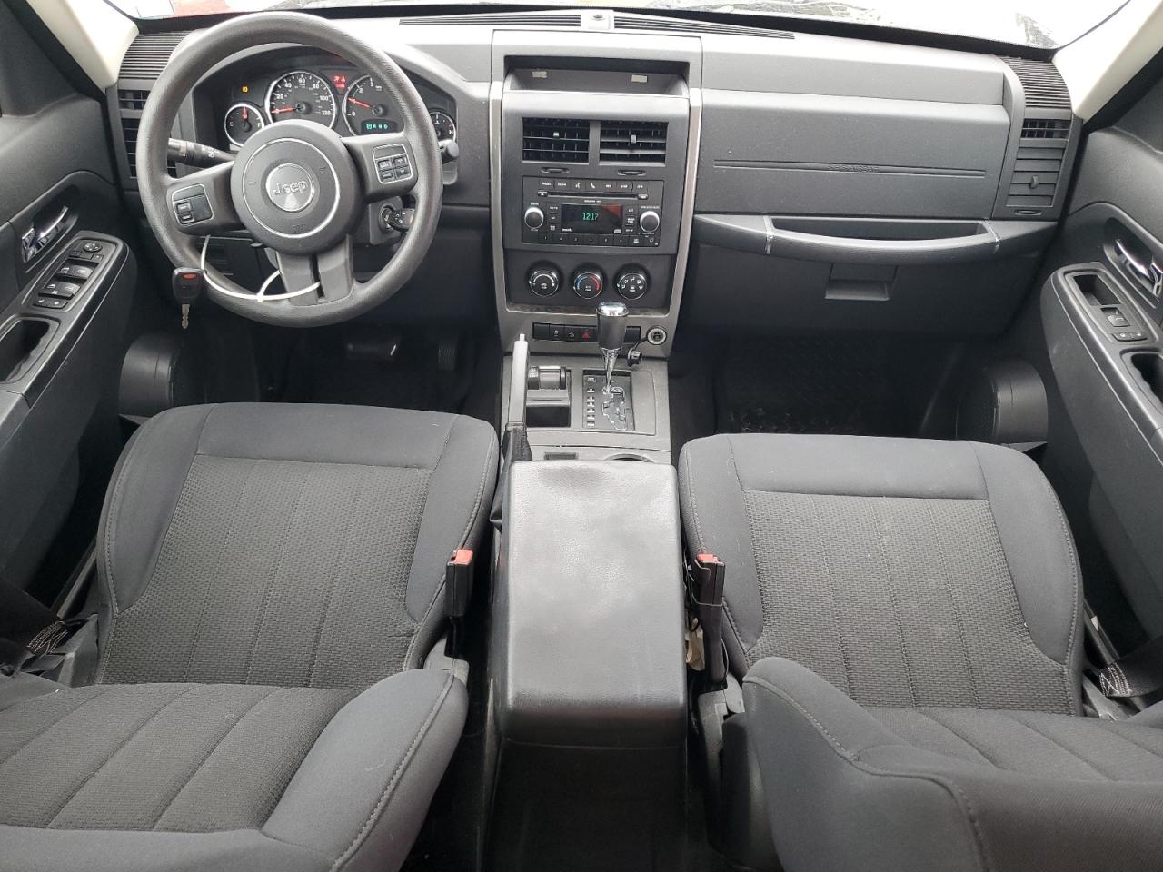 2011 Jeep Liberty Sport VIN: 1J4PN2GK5BW588295 Lot: 82292585