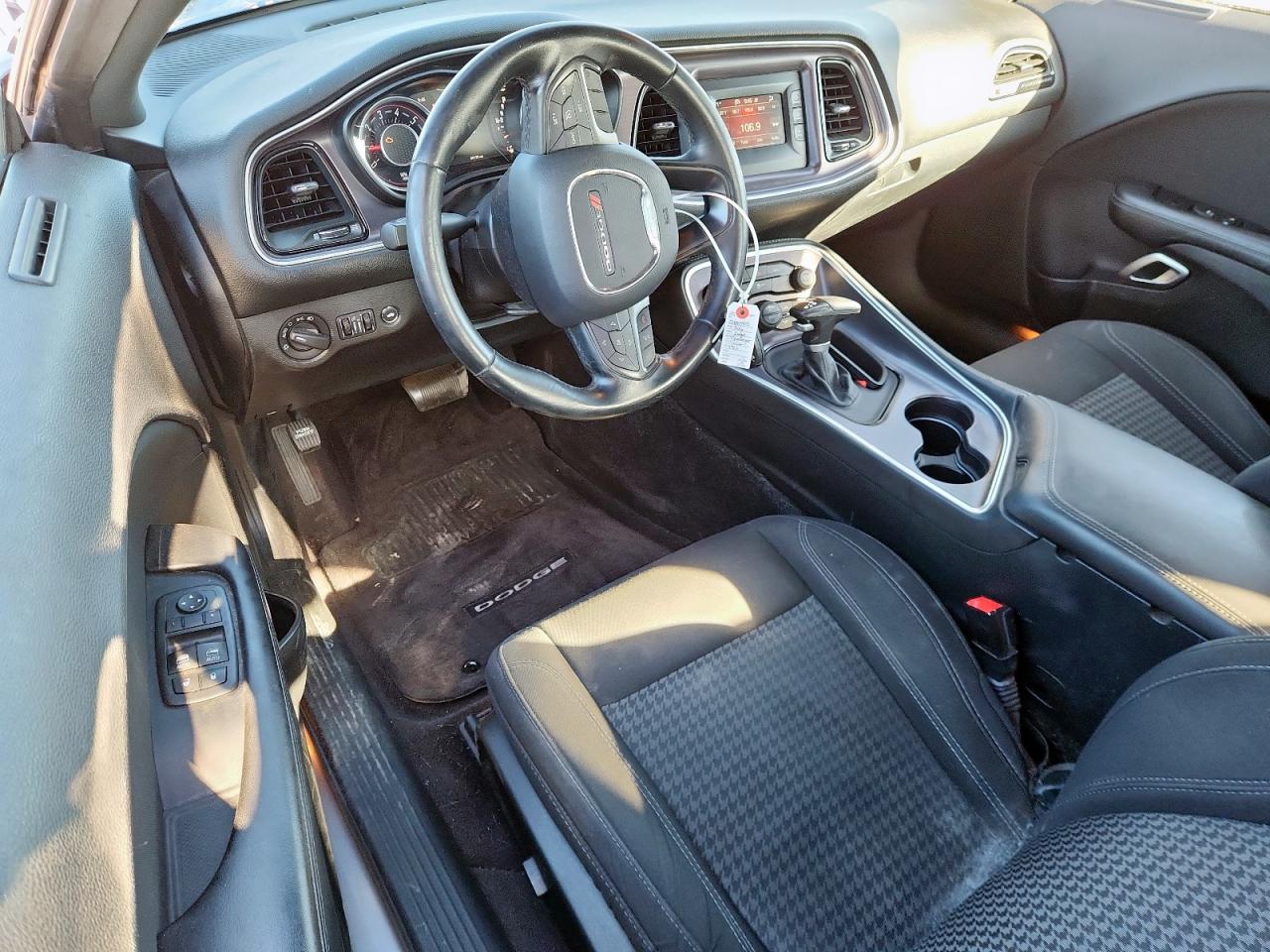 2016 Dodge Challenger Sxt VIN: 2C3CDZAG1GH119316 Lot: 90743125