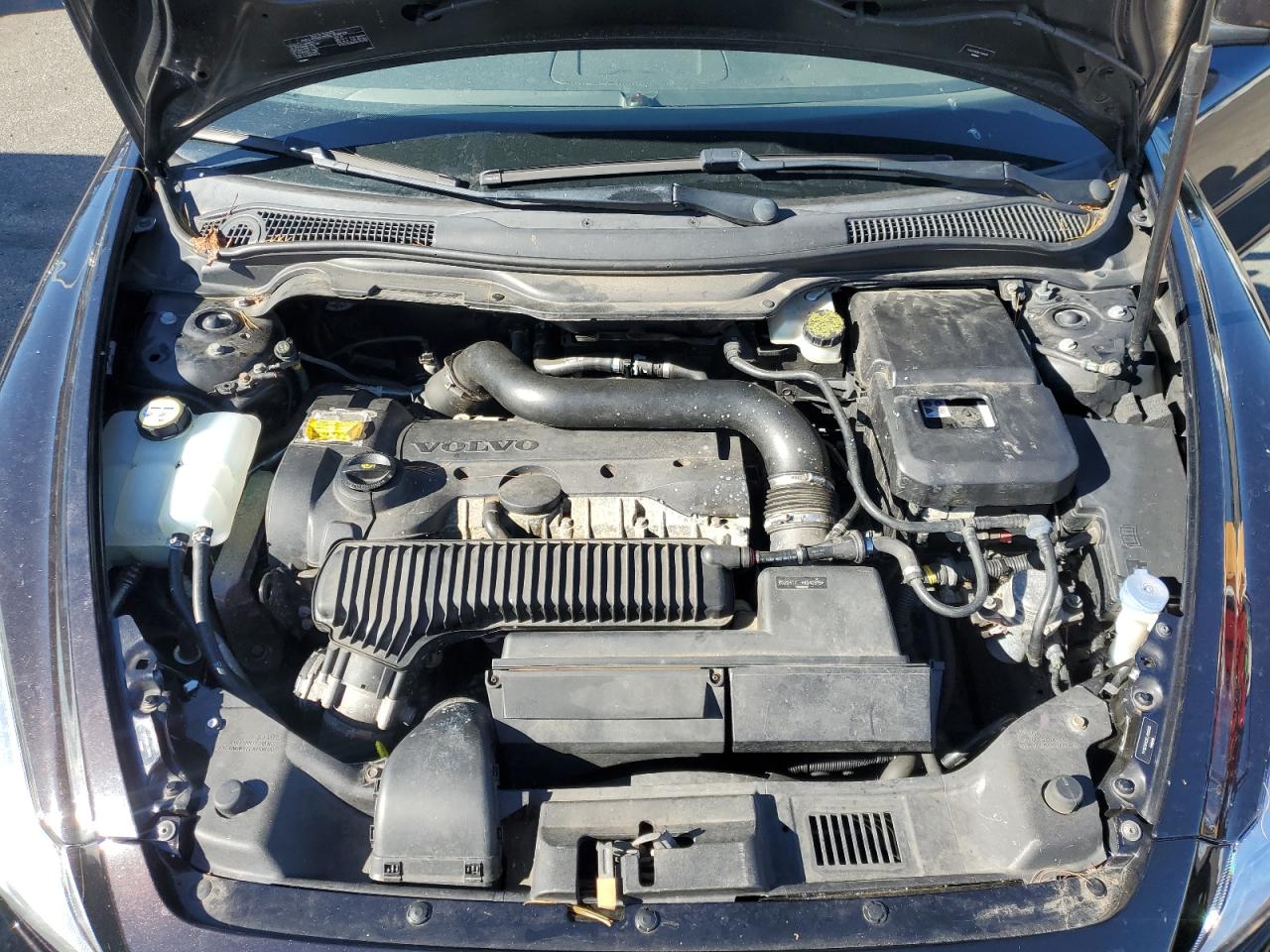 2012 Volvo C70 T5 VIN: YV1672MC9CJ126856 Lot: 81956435