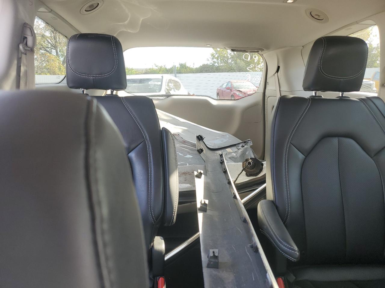 2024 Chrysler Pacifica Touring L VIN: 2C4RC1BG0RR111567 Lot: 81887915