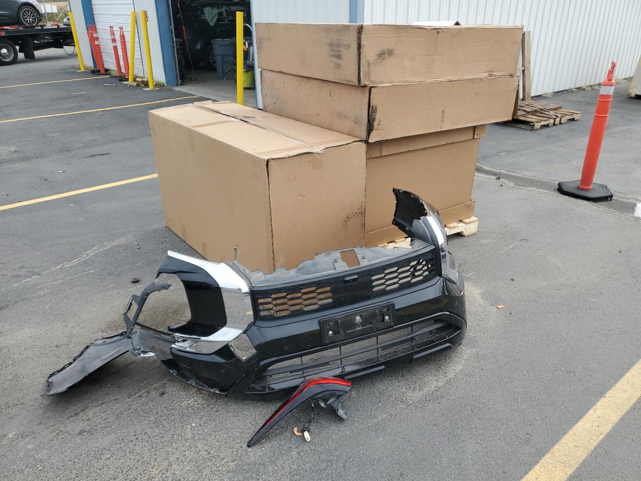 2023 Mitsubishi Outlander Se VIN: JA4J4UA88PZ039102 Lot: 81729115