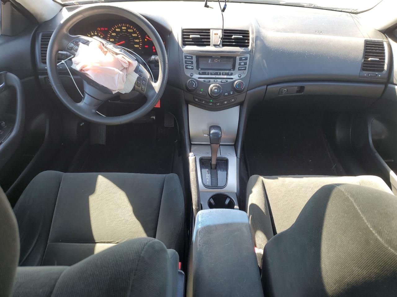 2007 Honda Accord Ex VIN: 1HGCM72757A011747 Lot: 82301425