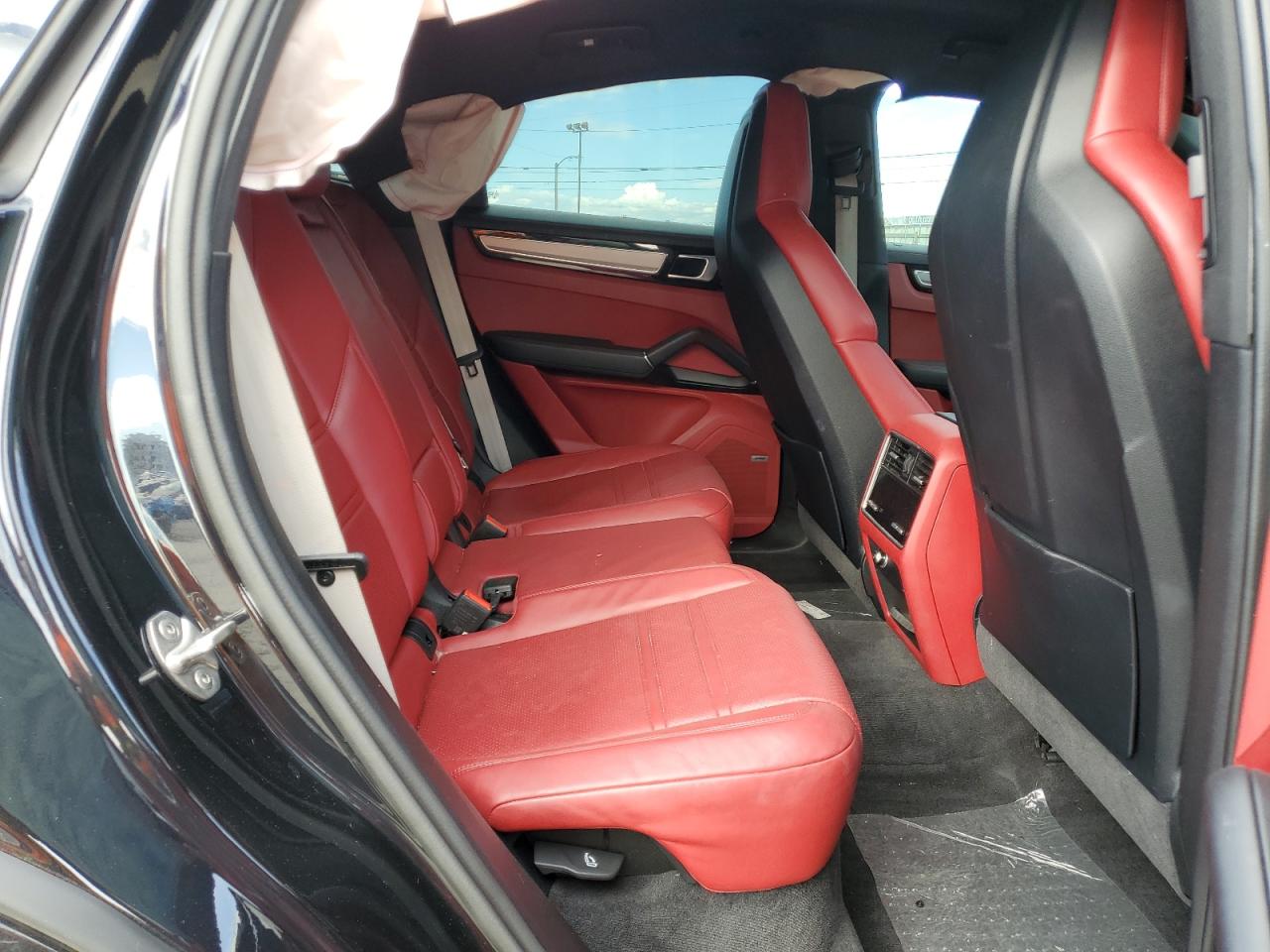 2022 Porsche Cayenne S Coupe VIN: WP1BB2AY9NDA52650 Lot: 85552655