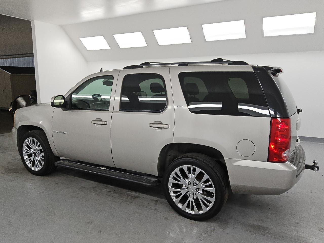 2007 GMC Yukon VIN: 1GKFC13J37J104616 Lot: 81301835