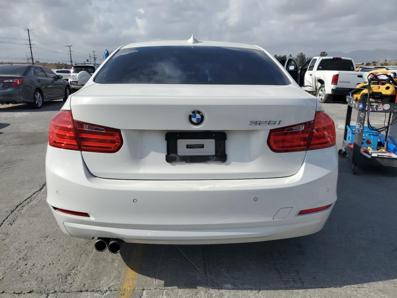 2014 BMW 328 I Sulev VIN: WBA3C1C55EK115686 Lot: 82491635