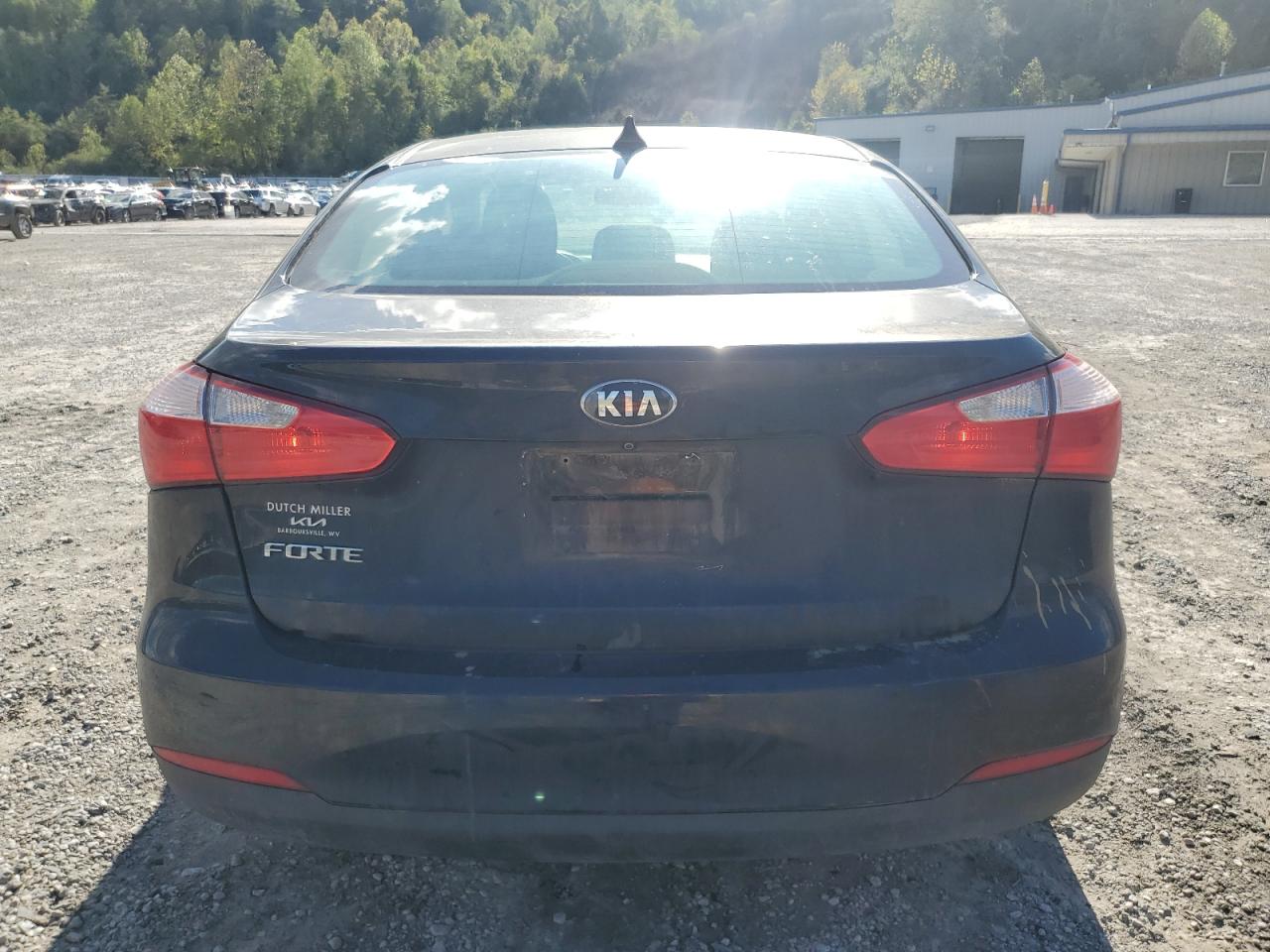 2016 Kia Forte Lx VIN: KNAFX4A61G5538832 Lot: 85571835