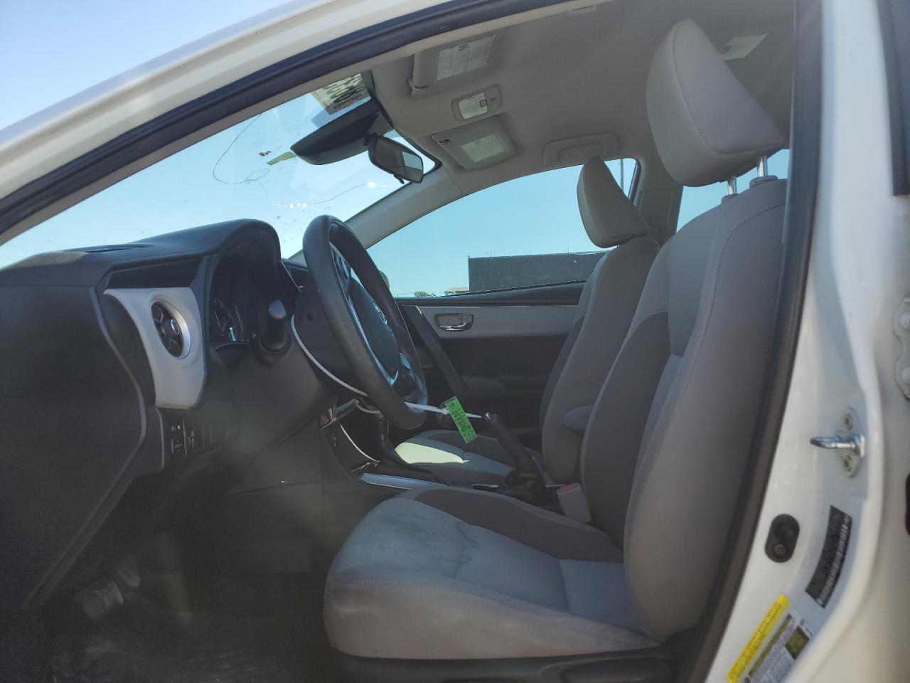 2018 Toyota Corolla L VIN: 5YFBURHE4JP765480 Lot: 86335585