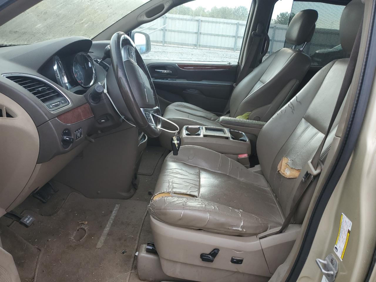 2012 Chrysler Town & Country Touring L VIN: 2C4RC1CG9CR135131 Lot: 81941525