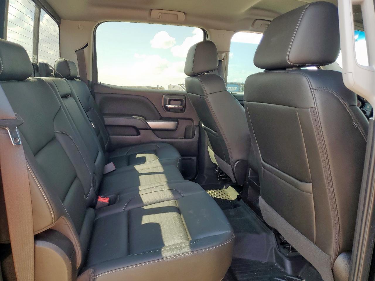 2018 Chevrolet Silverado K1500 Lt VIN: 3GCUKREC3JG612094 Lot: 82306235