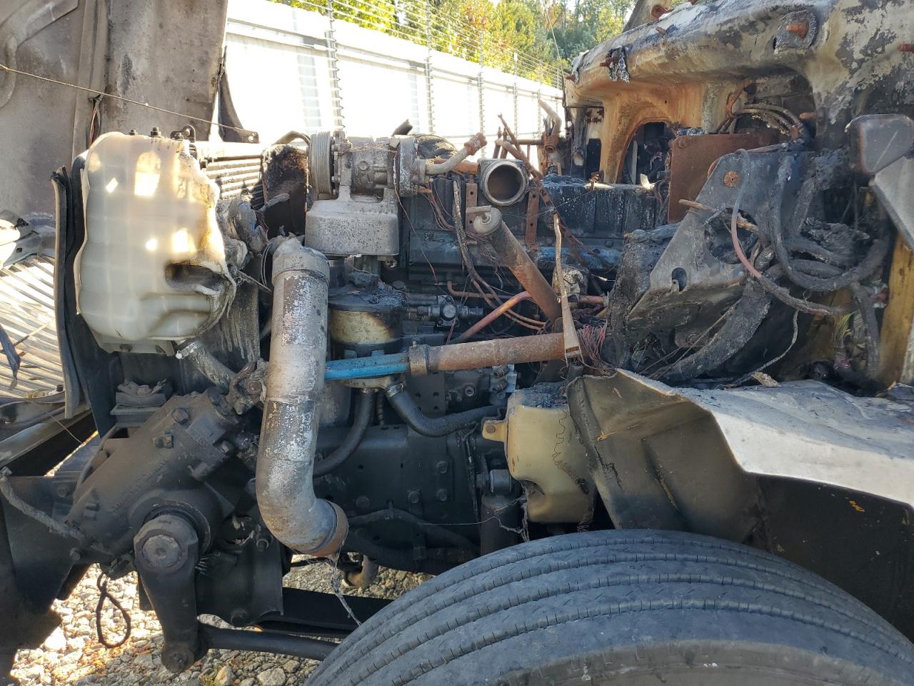 2003 International 4000 4300 VIN: 1HTMMAAN83H565028 Lot: 84357995