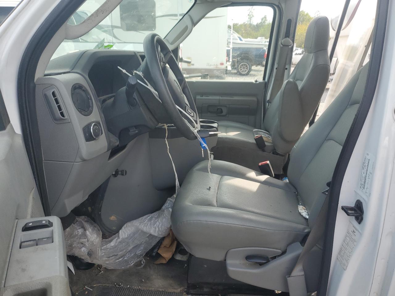 2022 Ford Econoline E350 Super Duty Cutaway Van VIN: 1FDWE3FK4NDC24115 Lot: 86824235