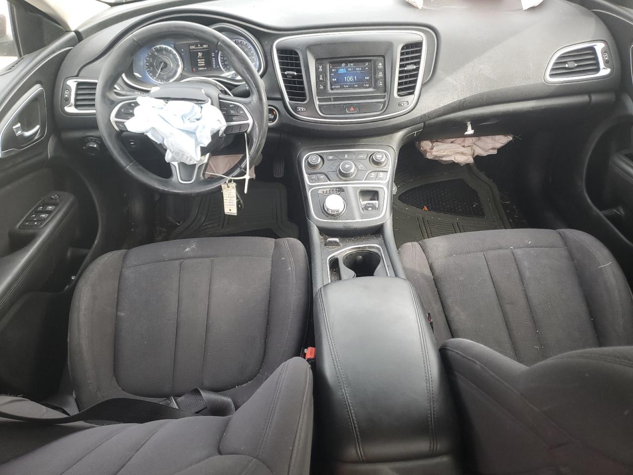 2015 Chrysler 200 Limited VIN: 1C3CCCAB2FN633539 Lot: 82419605