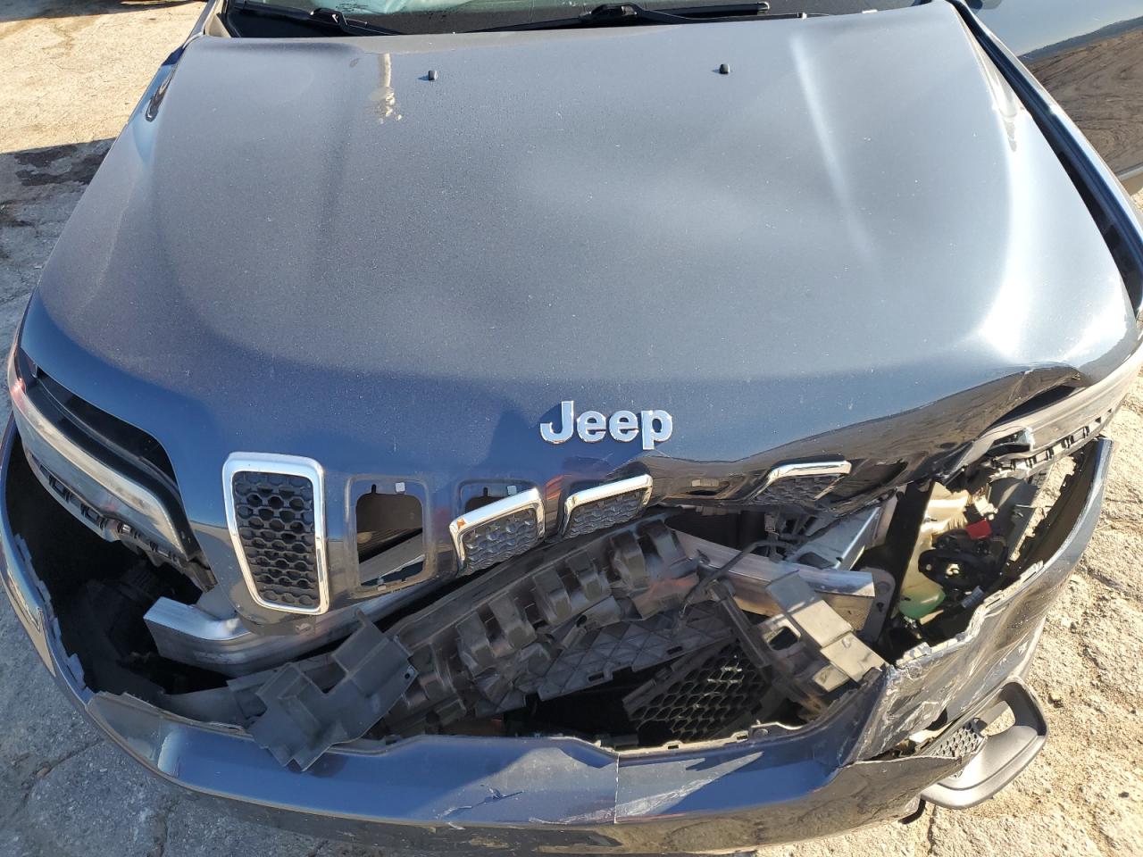 2021 Jeep Cherokee Latitude Lux VIN: 1C4PJLMXXMD106880 Lot: 86262625