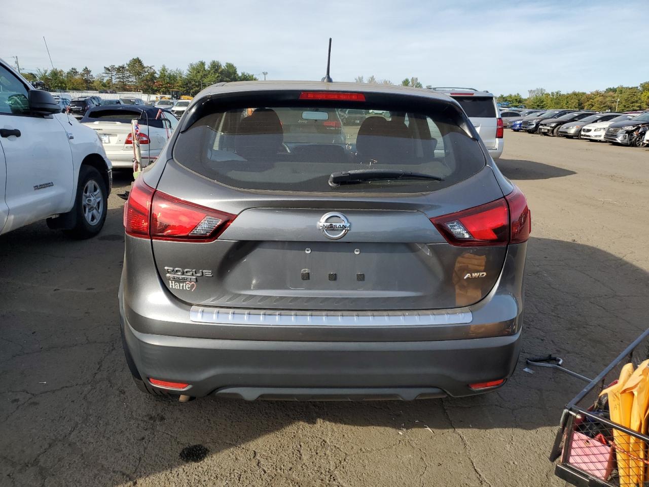 2018 Nissan Rogue Sport S VIN: JN1BJ1CR4JW200631 Lot: 84816765