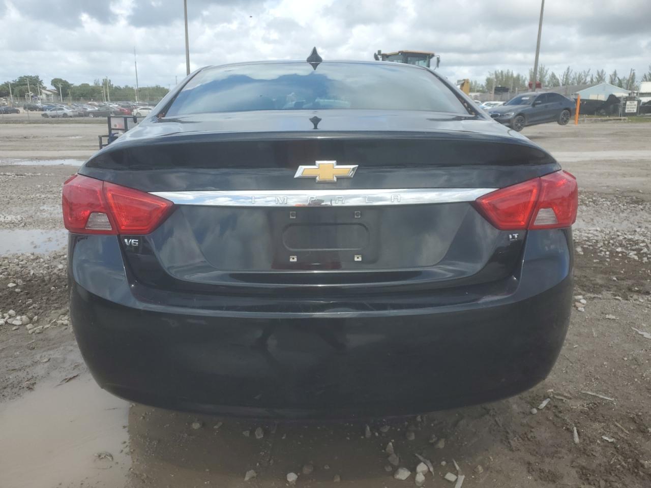 2017 Chevrolet Impala Lt VIN: 2G1105S31H9175618 Lot: 82205305