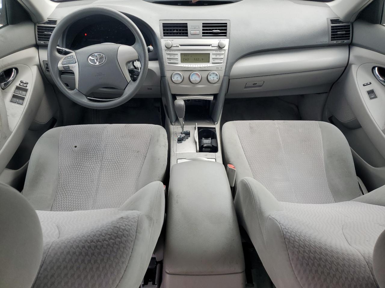 2010 Toyota Camry Base VIN: 4T1BF3EK2AU021666 Lot: 82216545