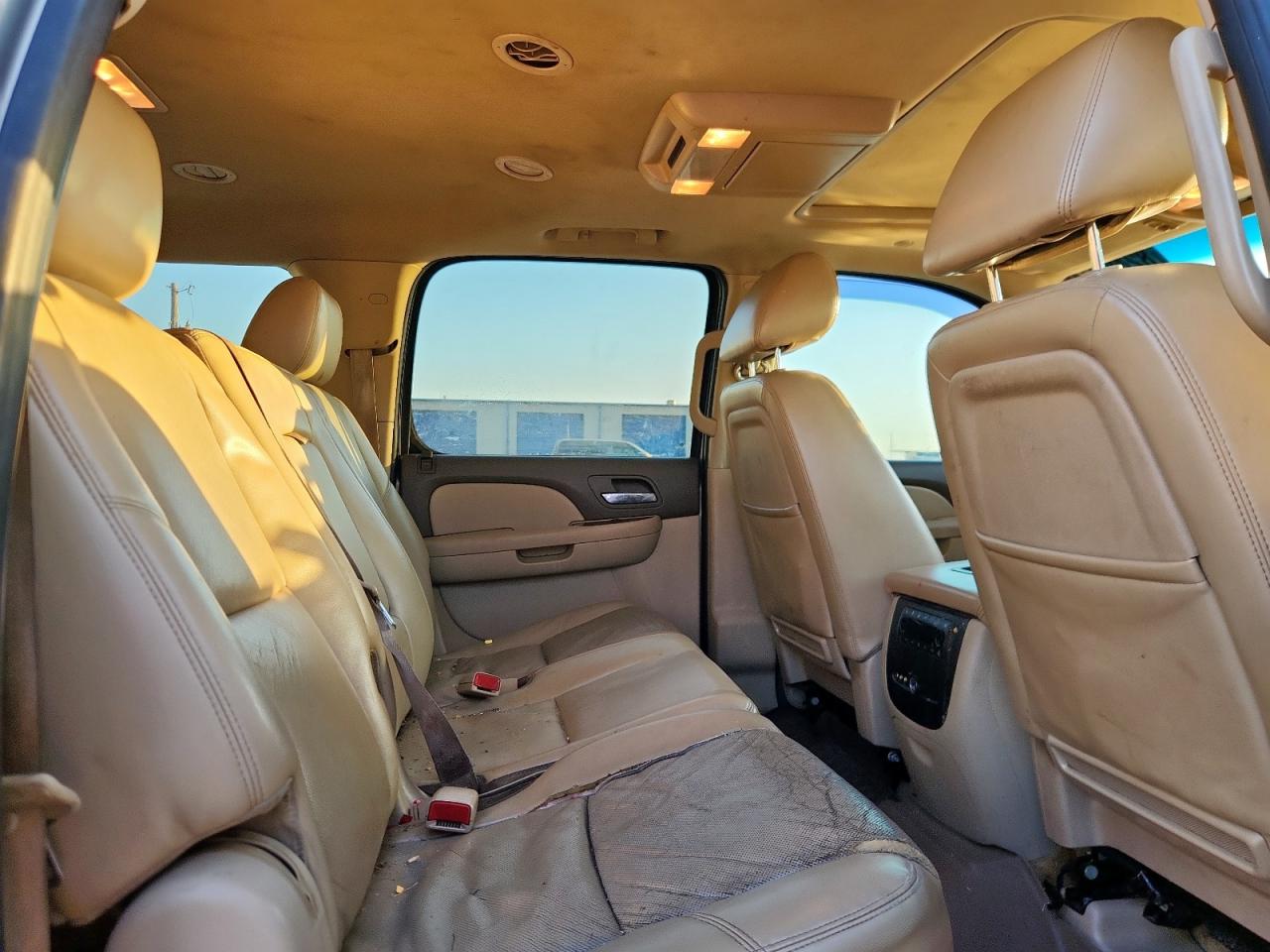 2011 GMC Yukon Xl C1500 Slt VIN: 1GKS1KE01BR354493 Lot: 82407645