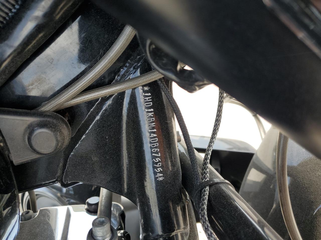 2013 Harley-Davidson Flhx Street Glide VIN: 1HD1KBM14DB675954 Lot: 84655155