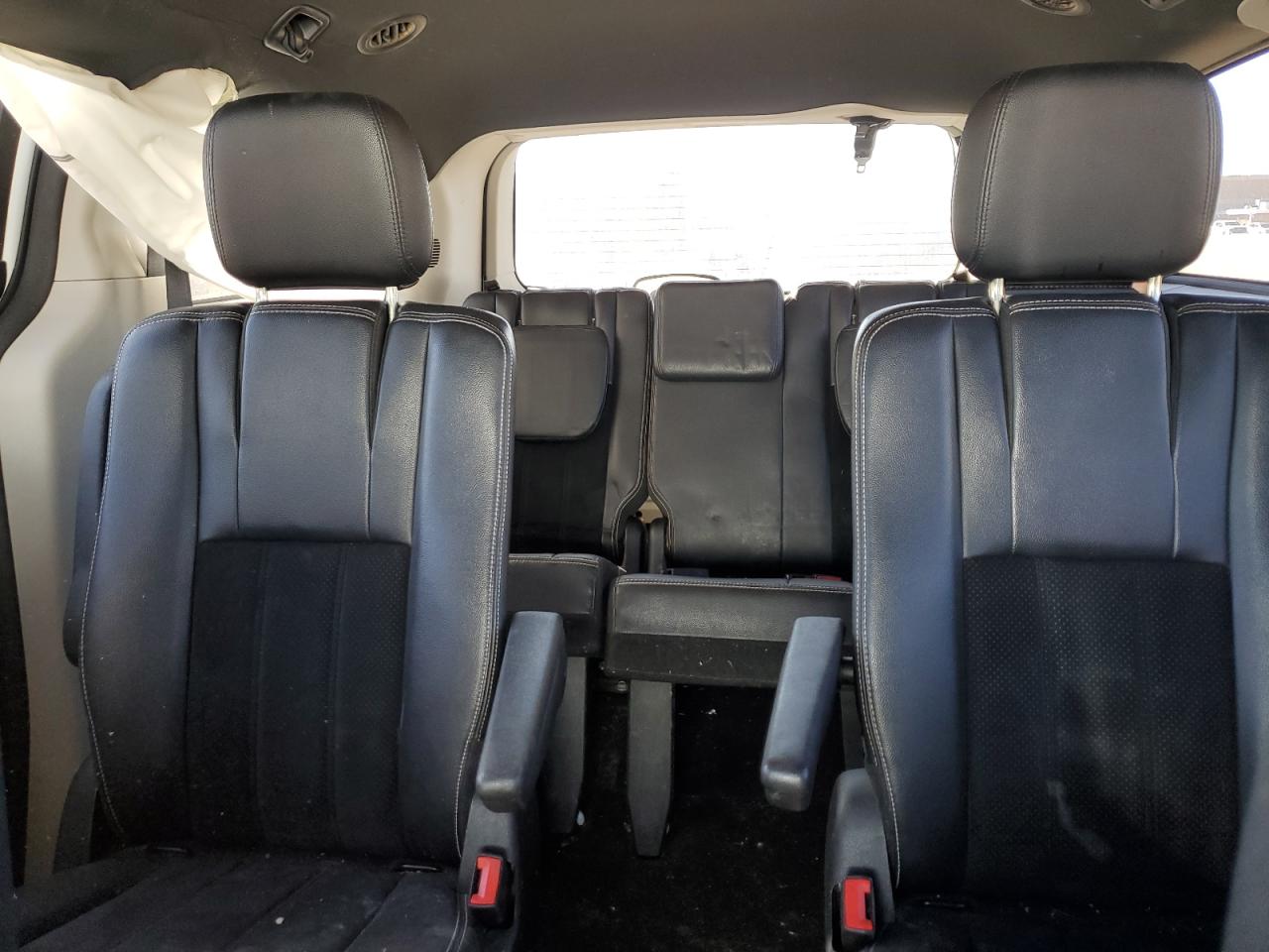 2018 Dodge Grand Caravan Sxt VIN: 2C4RDGCG6JR326583 Lot: 82360875