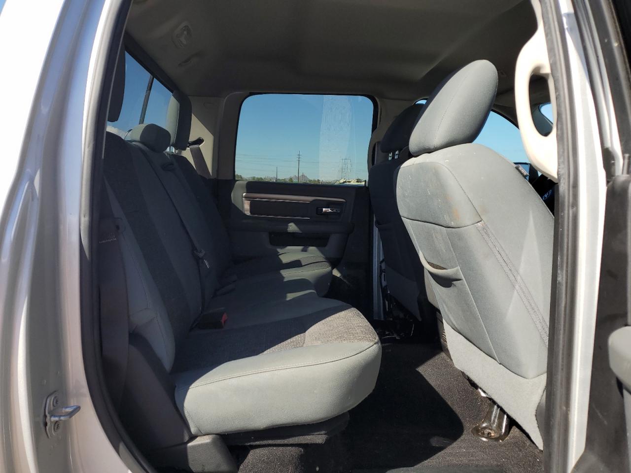 2018 Ram 2500 Slt VIN: 3C6UR5DJ2JG301364 Lot: 82595105