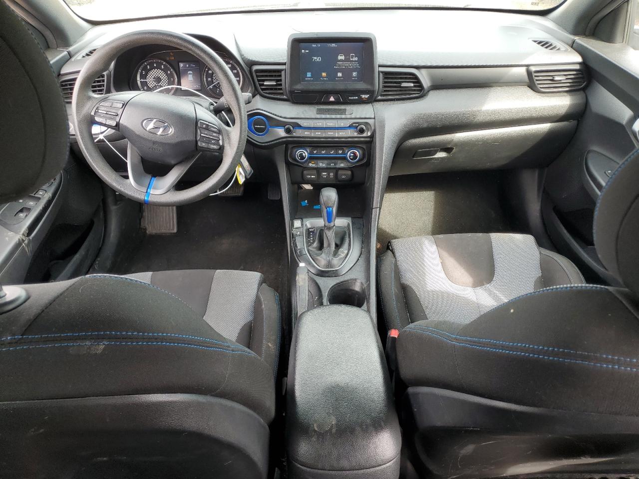 2019 Hyundai Veloster Base VIN: KMHTG6AF3KU017168 Lot: 85819625