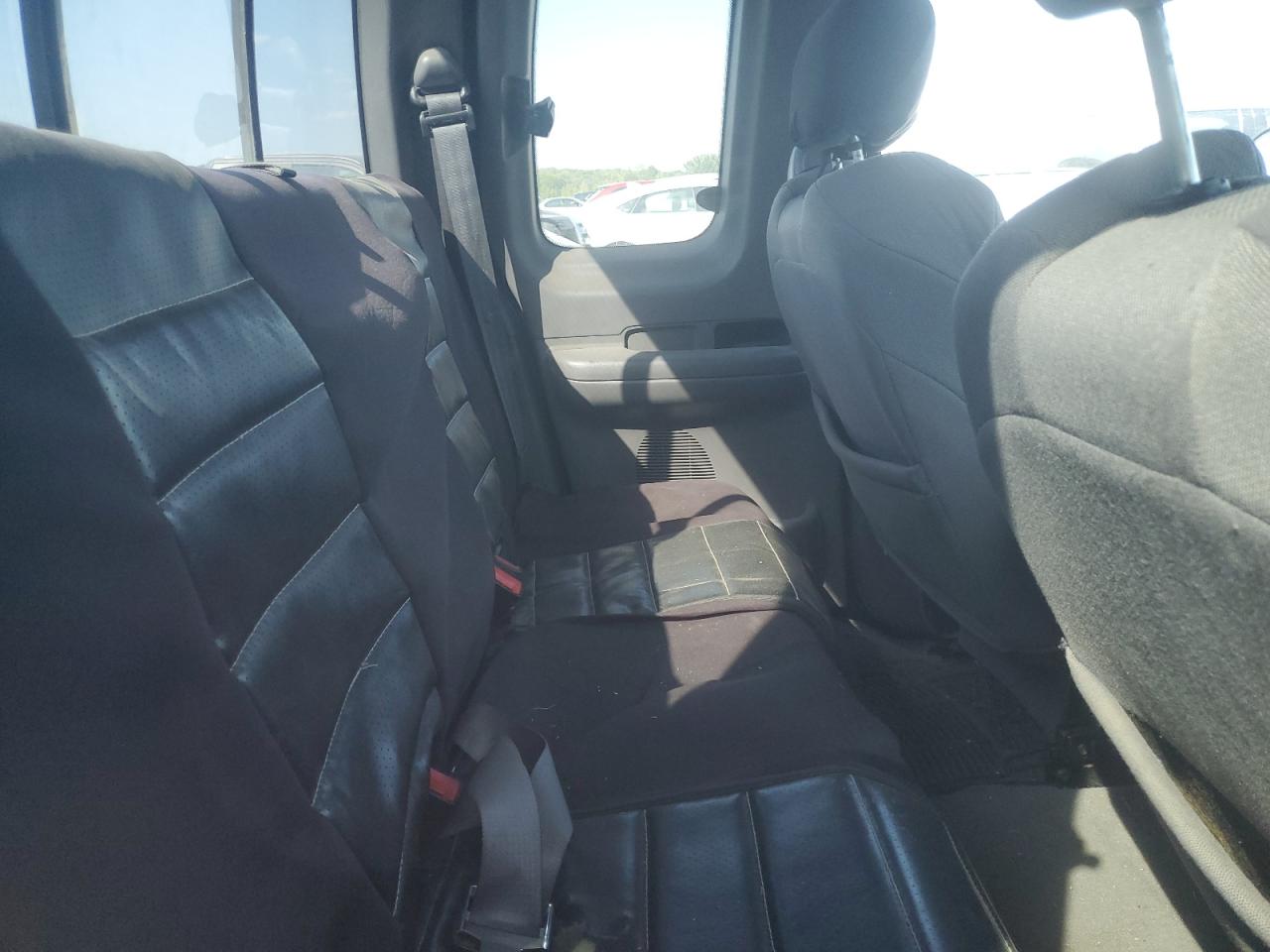 2003 Ford F150 VIN: 1FTRX07W63KD69290 Lot: 85294945